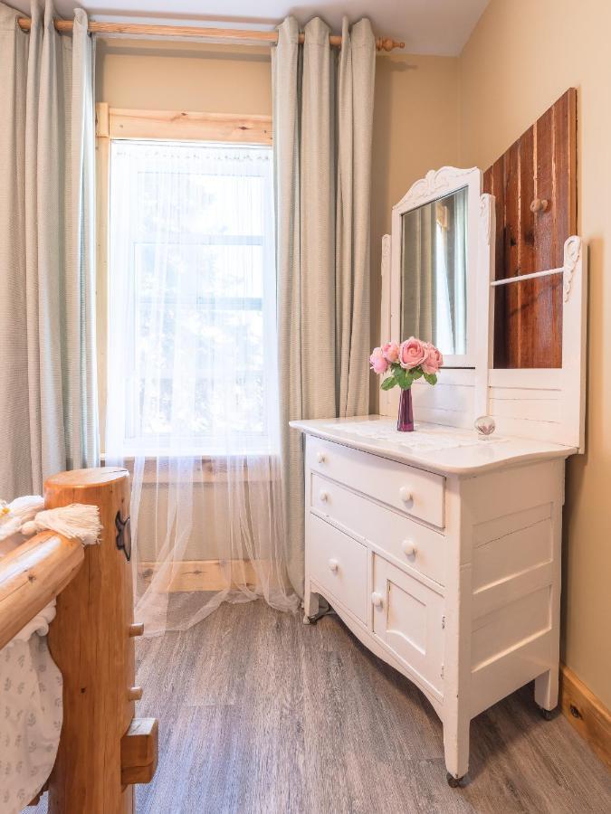 YYC Craftsman'S Loft - Heritage Charm - Ac - 5 Min Dt מראה חיצוני תמונה